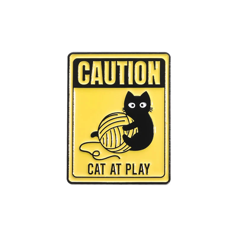 Never Trust A Man Who Doesn't Like Cats Enamel Pins Cute Cat I Rule The House Brooch Lapel Badge Jewelry Gift for Lover Cats