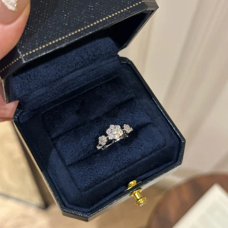 French Style Light Luxury Exquisite Bracelet Chic Elastic Flower Bracelet Sparkling Zircon Snowflake Ring 925 Silver Jewelry Set
